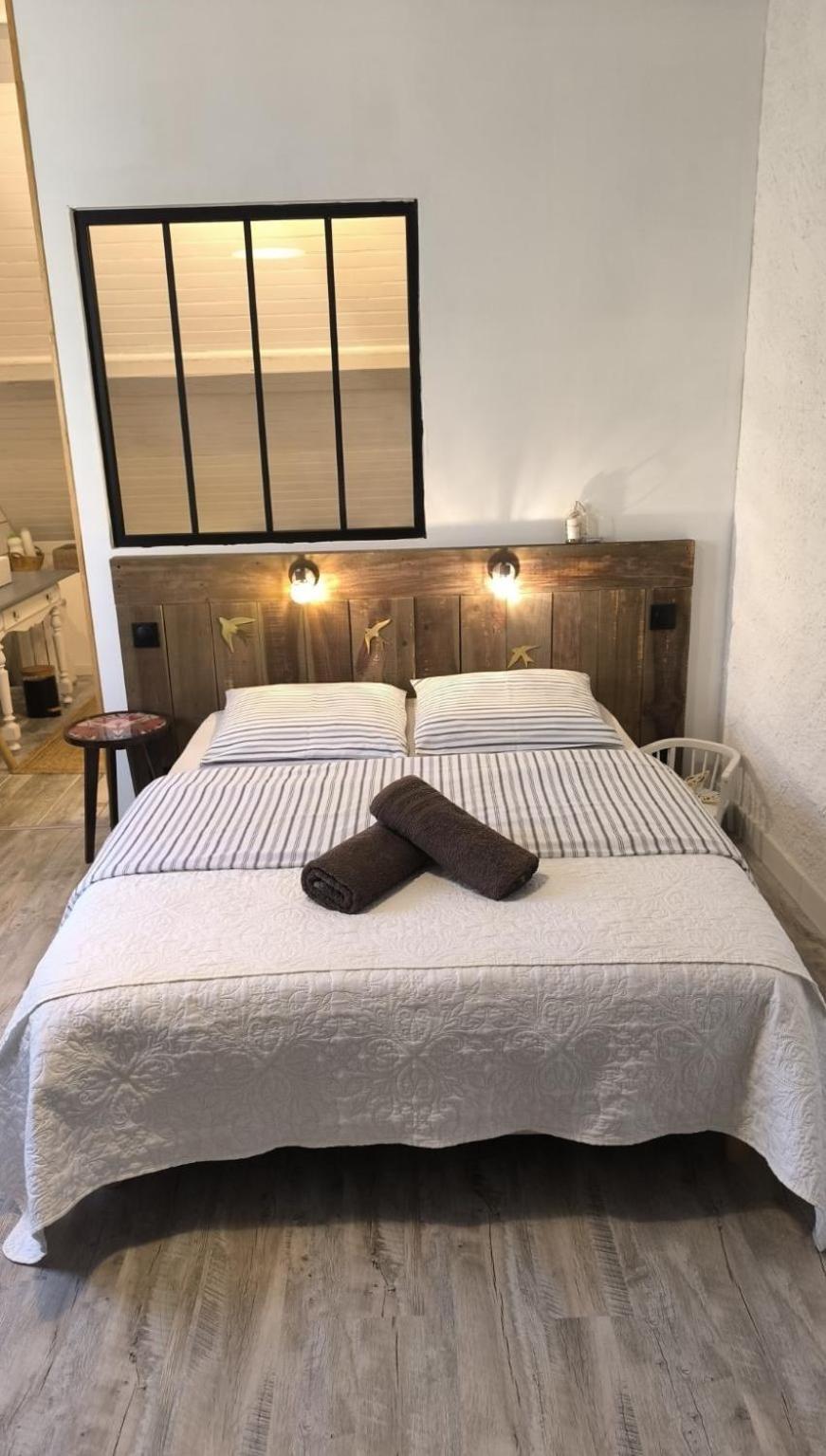 Chambre Telma 2 Pers Avec Piscine "Mon Lit Au Pre" Couples Ou Femmes Seulement Pontours Экстерьер фото